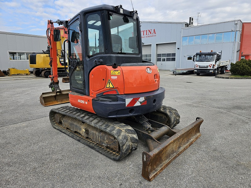 KUBOTA KX057-4 - Minigravemaskine: billede 2 KUBOTA KX057-4 - Minigravemaskine: billede 2