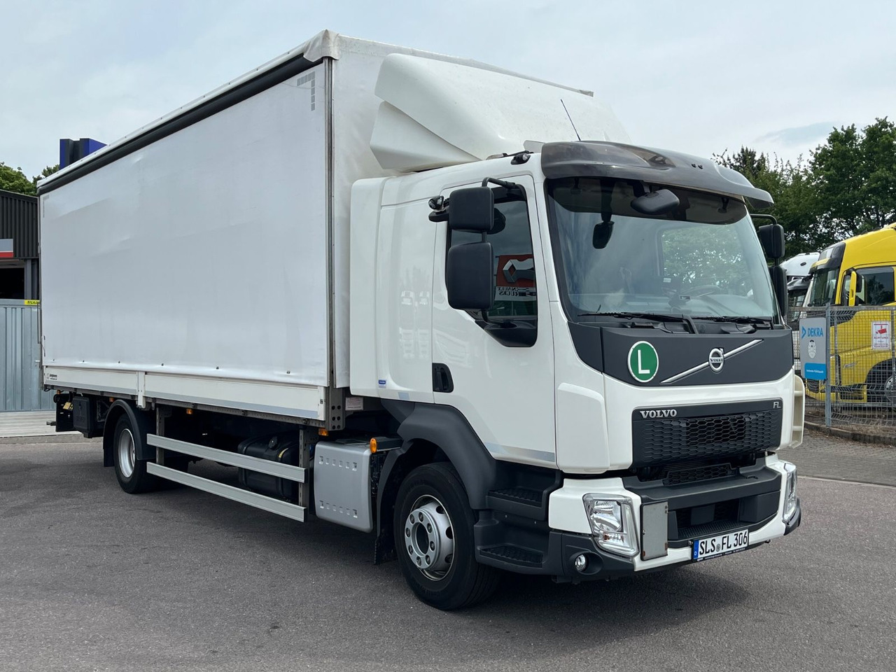 Volvo FL 14.245 Junghanns Schiebeplane LBW - Lastbil med presenning: billede 3 Volvo FL 14.245 Junghanns Schiebeplane LBW - Lastbil med presenning: billede 3