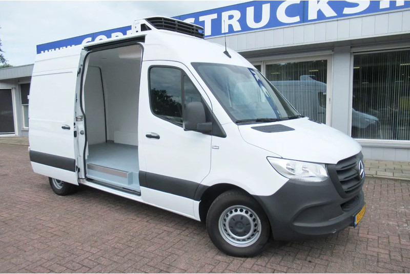 Mercedes-Benz Sprinter 317 CDI Koel / Vries/ verwarmen Carrier Xarios 350 + 220 volt nacht stekkerL2/H2 - Kølebil: billede 2 Mercedes-Benz Sprinter 317 CDI Koel / Vries/ verwarmen Carrier Xarios 350 + 220 volt nacht stekkerL2/H2 - Kølebil: billede 2