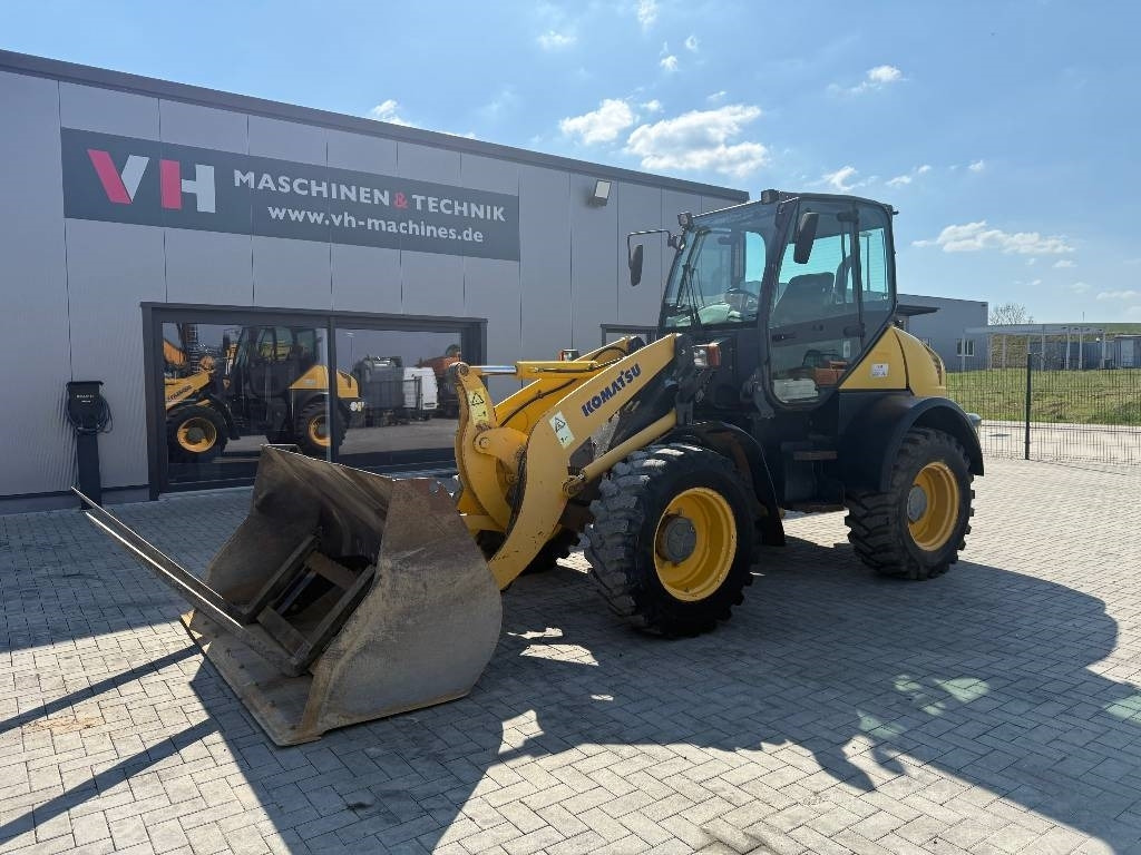 Komatsu WA 100 M-5 - Gummihjulslæsser: billede 2 Komatsu WA 100 M-5 - Gummihjulslæsser: billede 2