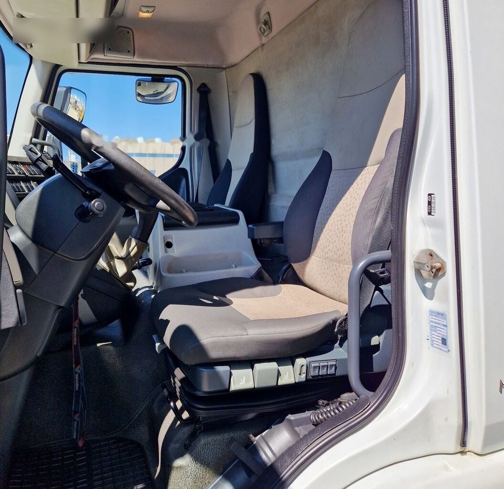 Renault Midlum 220 Dxi - Lastbil med lad: billede 2 Renault Midlum 220 Dxi - Lastbil med lad: billede 2