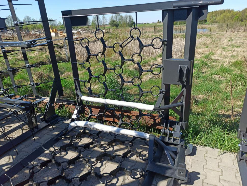 METAL-TECHNIK Wiesenegge / Meadow harrow / Herse de prairie / Strigliatrice / Полевая волокуша / Włóka łąkowa 4 m - Græsharve: billede 3 METAL-TECHNIK Wiesenegge / Meadow harrow / Herse de prairie / Strigliatrice / Полевая волокуша / Włóka łąkowa 4 m - Græsharve: billede 3