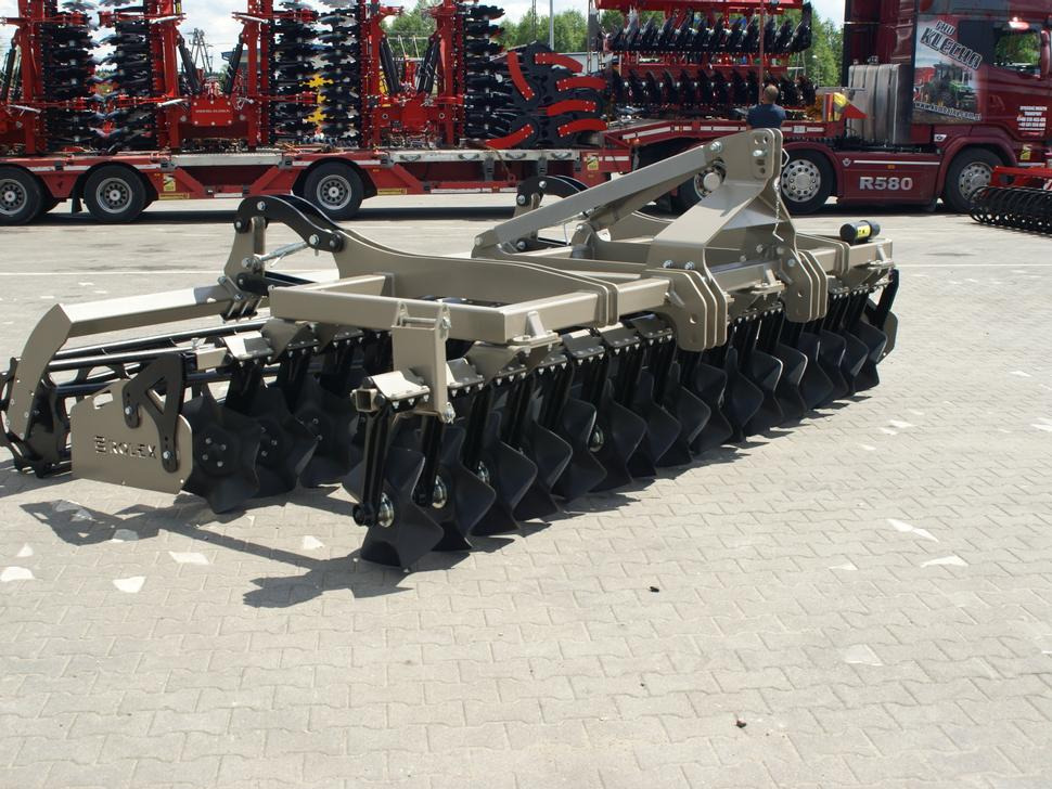 ROLEX Scheibenegge / Cross-Cutter harrow / Dechaumeur cross-cutter / Cross Cutter erpice / Борона с поперечным катком жёсткий/ Brona cross cutter sztywna 4 m - Tallerkenharve: billede 5 ROLEX Scheibenegge / Cross-Cutter harrow / Dechaumeur cross-cutter / Cross Cutter erpice / Борона с поперечным катком жёсткий/ Brona cross cutter sztywna 4 m - Tallerkenharve: billede 5