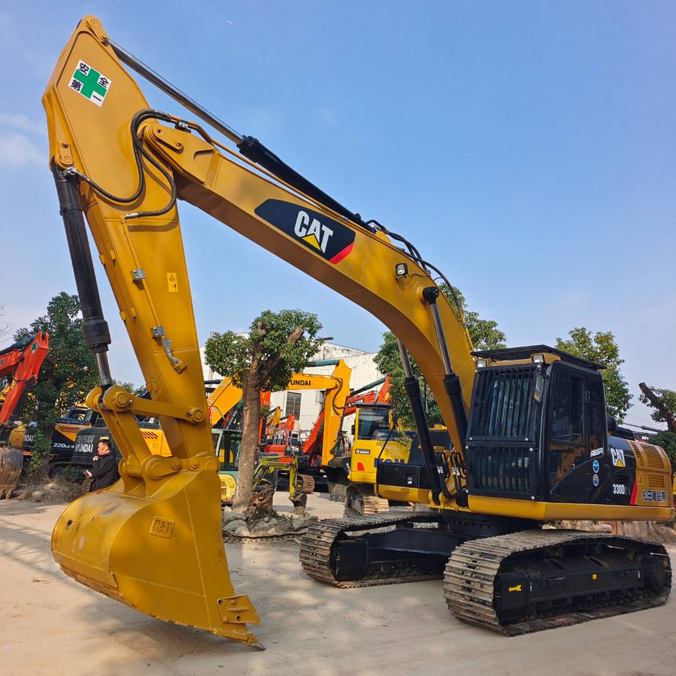 CAT 330D2L - Bæltegravemaskine: billede 1 CAT 330D2L - Bæltegravemaskine: billede 1