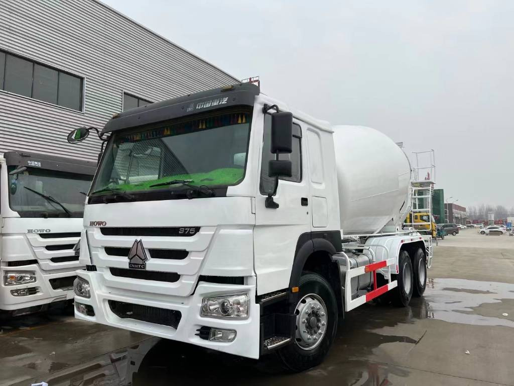 Howo 375 - Tankbil: billede 4 Howo 375 - Tankbil: billede 4