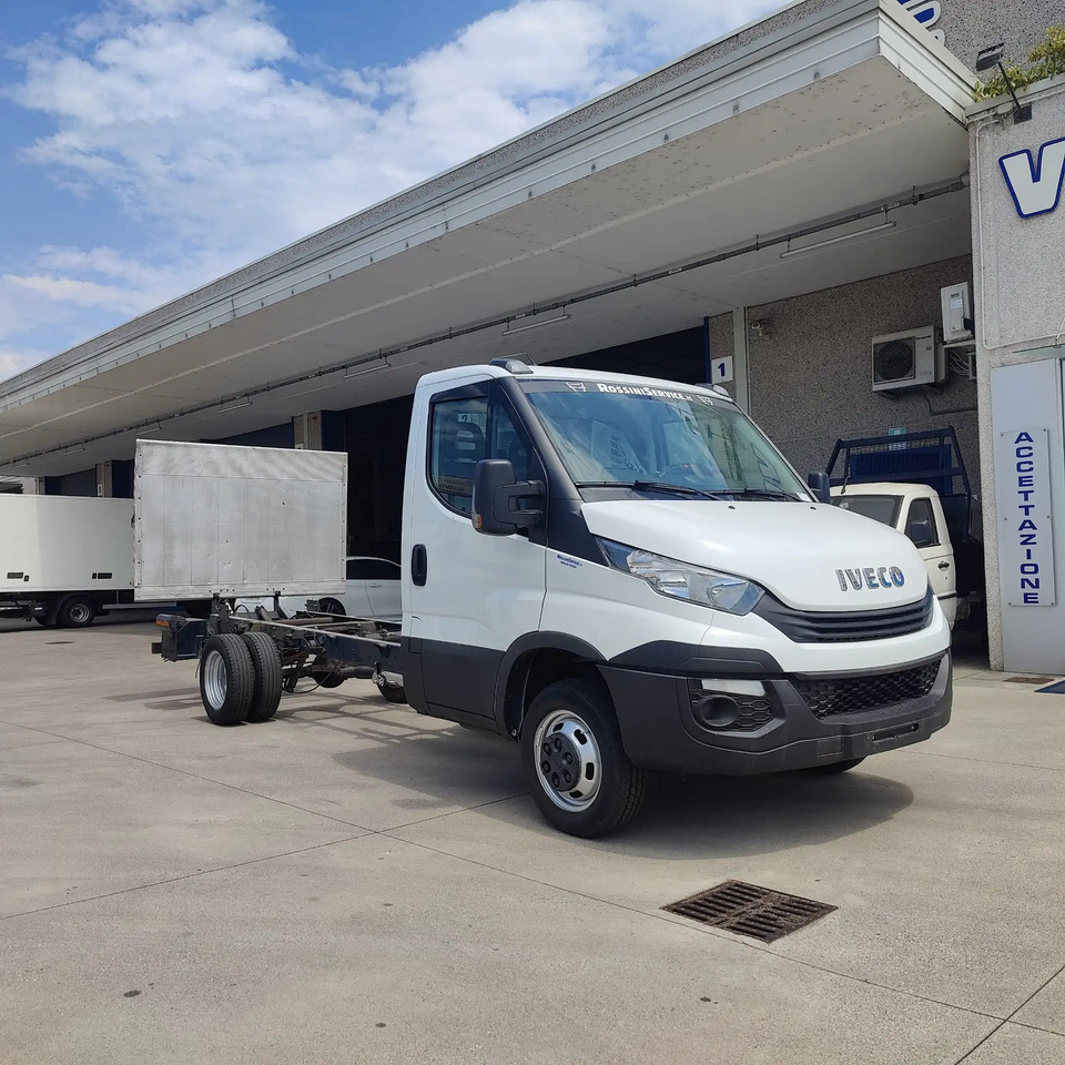 IVECO DAILY 35C14 - Varebil: billede 1 IVECO DAILY 35C14 - Varebil: billede 1