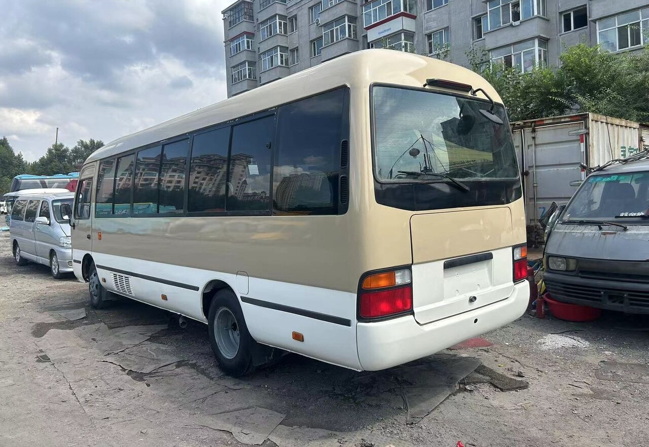 Toyota Coaster 1HZ - Forstæder bus: billede 2 Toyota Coaster 1HZ - Forstæder bus: billede 2