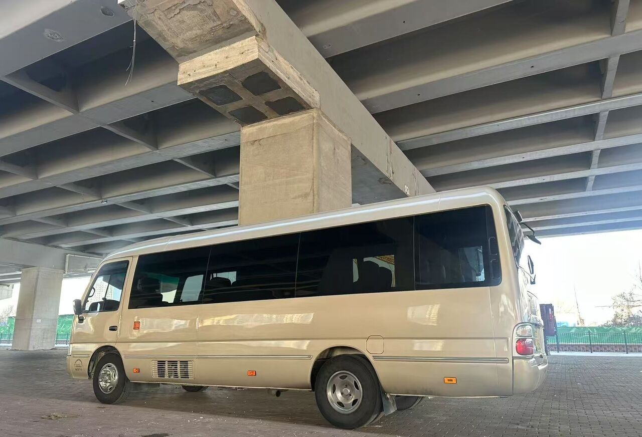Toyota - Forstæder bus: billede 1 Toyota - Forstæder bus: billede 1