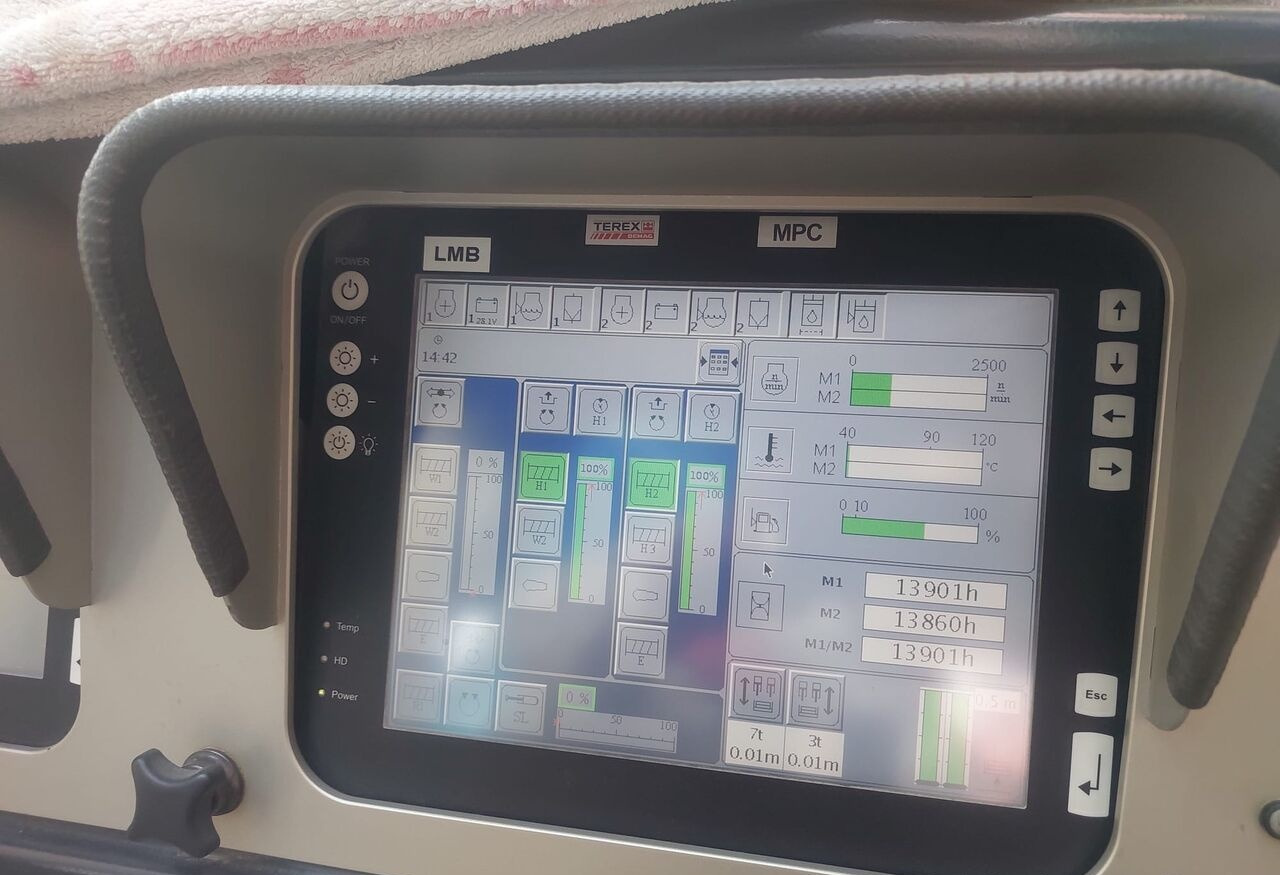 Terex Demag CC6800 - Bæltekran: billede 3 Terex Demag CC6800 - Bæltekran: billede 3