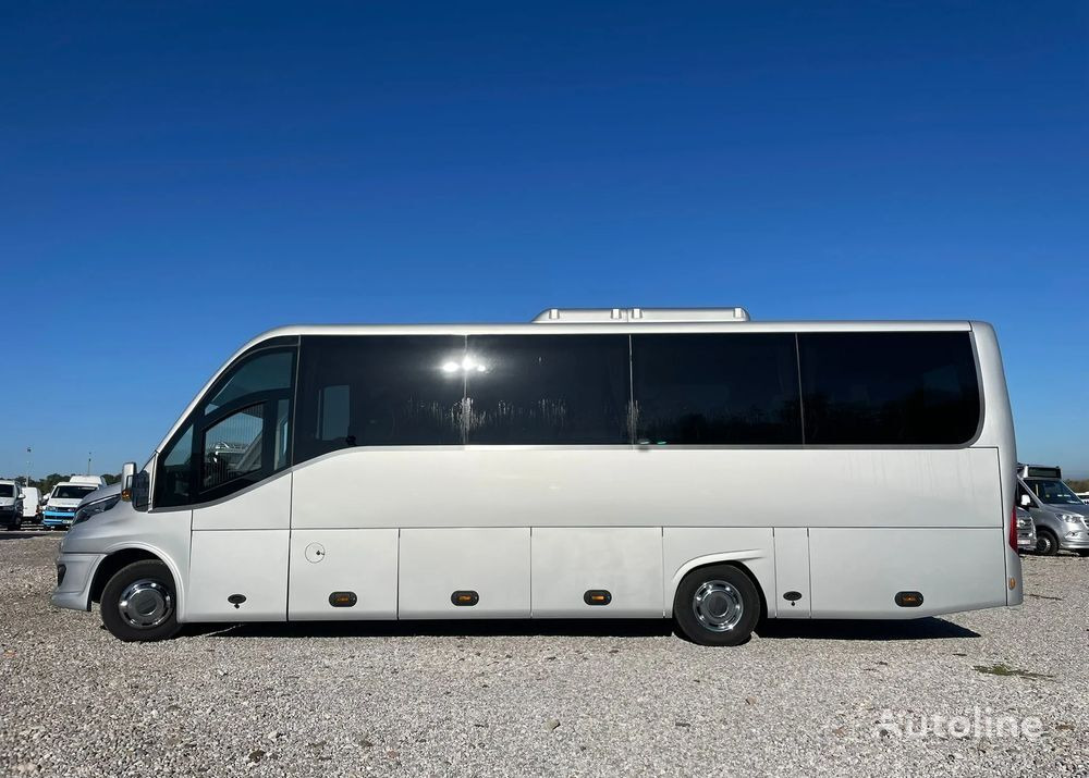 IVECO Daily - Forstæder bus: billede 2 IVECO Daily - Forstæder bus: billede 2