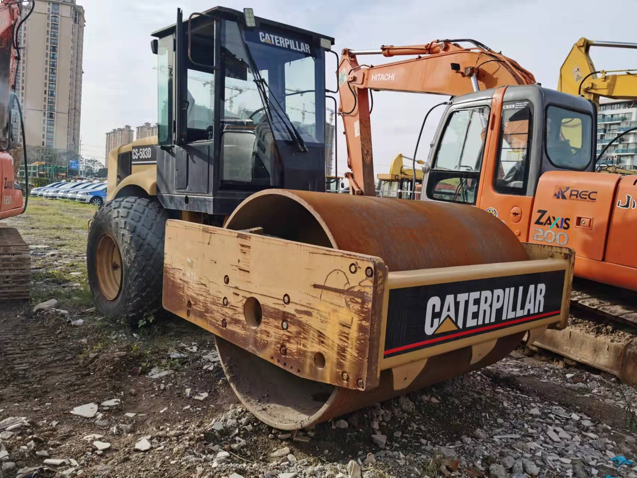CATERPILLAR CS 583D - Kompaktor: billede 2 CATERPILLAR CS 583D - Kompaktor: billede 2