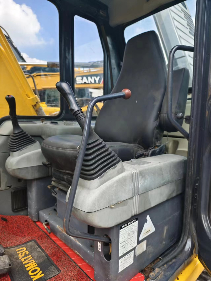 KOMATSU PC120-6 - Bæltegravemaskine: billede 4 KOMATSU PC120-6 - Bæltegravemaskine: billede 4