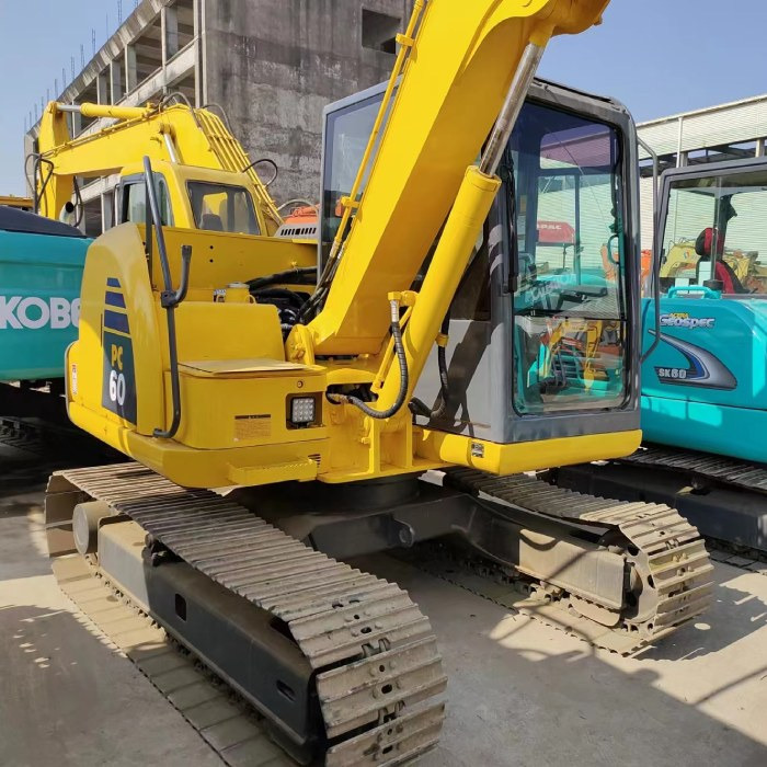 KOMATSU PC60-8 - Minigravemaskine: billede 1 KOMATSU PC60-8 - Minigravemaskine: billede 1