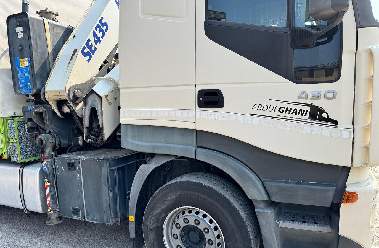 IVECO 430 - 4 ASSI STRADALE CON GRU - Lastbil med presenning, Lastbil med kran: billede 4 IVECO 430 - 4 ASSI STRADALE CON GRU - Lastbil med presenning, Lastbil med kran: billede 4