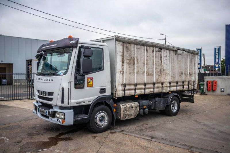 Iveco EUROCARGO 120EL19 - Lastbil med presenning: billede 1 Iveco EUROCARGO 120EL19 - Lastbil med presenning: billede 1