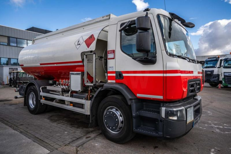 Renault D 198 WIDE 340+ALU MAGYAR/5 COMP + 13.200L - Tankbil: billede 2 Renault D 198 WIDE 340+ALU MAGYAR/5 COMP + 13.200L - Tankbil: billede 2