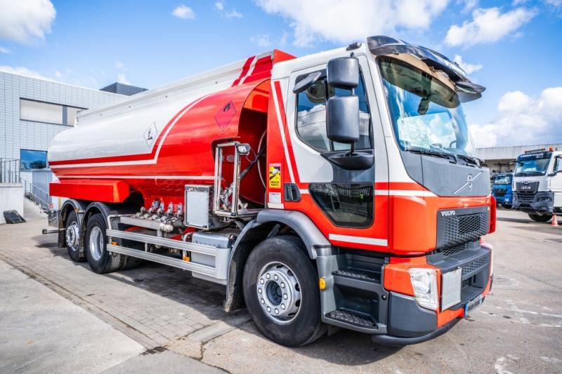 Volvo FE 320+MAGYAR 19.000L/5Comp. - Tankbil: billede 2 Volvo FE 320+MAGYAR 19.000L/5Comp. - Tankbil: billede 2