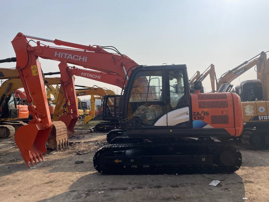 Ny Bæltegravemaskine Hitachi ZX 130: billede 9