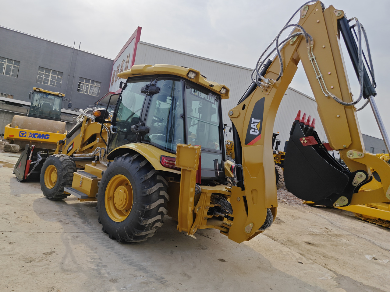 CATERPILLAR 428F backhoe loader - Gravelæssemaskine: billede 2 CATERPILLAR 428F backhoe loader - Gravelæssemaskine: billede 2