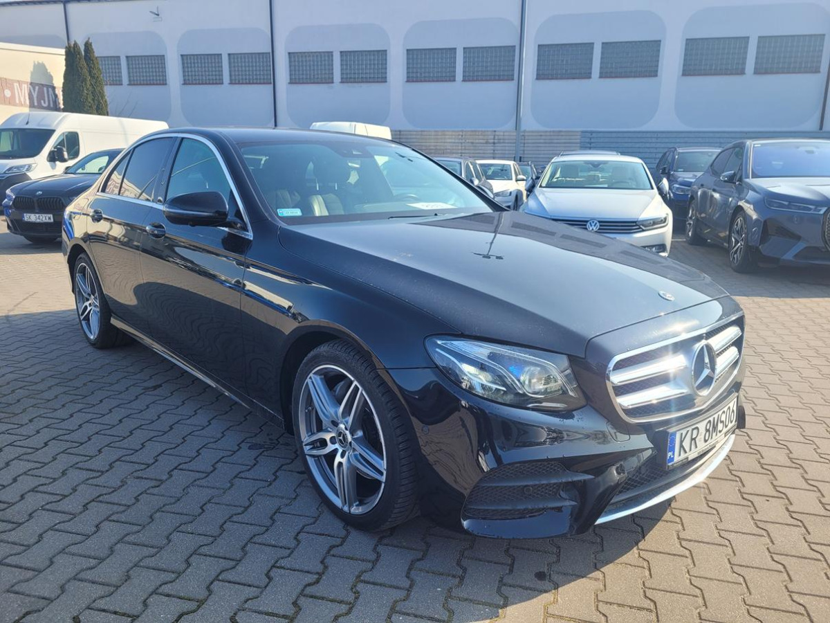 MERCEDES BENZ E 220 D 4MATIC SEDAN - Bil: billede 1 MERCEDES BENZ E 220 D 4MATIC SEDAN - Bil: billede 1
