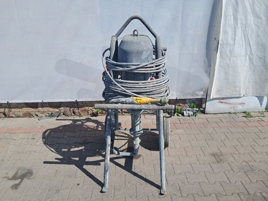 Agregat malarski pompa WAGNER PROTEC 95-150 - Rok 2022 - 530 bar - AIRLESS - Øvrig maskin: billede 2 Agregat malarski pompa WAGNER PROTEC 95-150 - Rok 2022 - 530 bar - AIRLESS - Øvrig maskin: billede 2