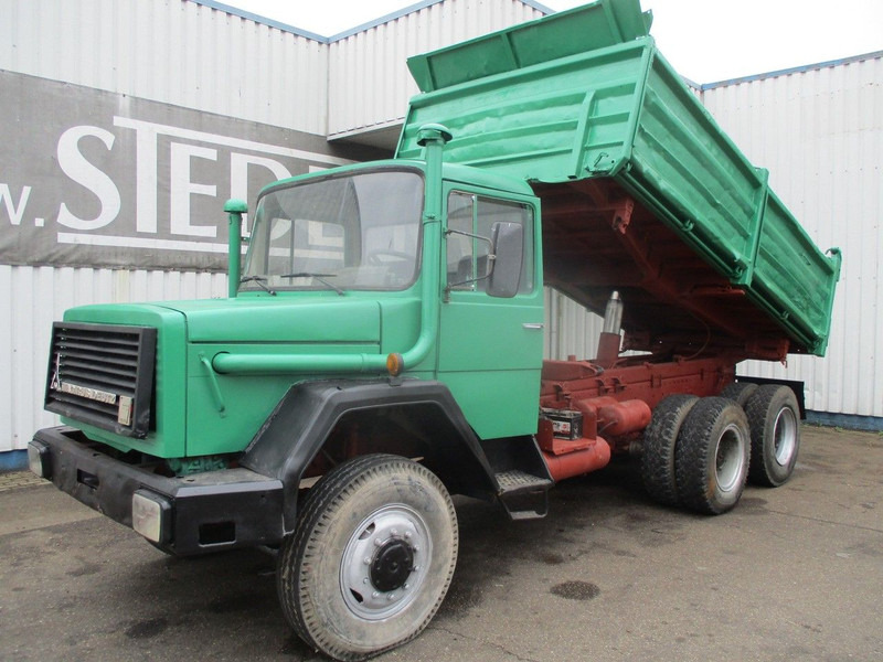 Iveco Magirus Deutz 256 , 6x6 , V8 , ZF Manual , 3way tipper , Spring suspension - Tipvogn lastbil: billede 1 Iveco Magirus Deutz 256 , 6x6 , V8 , ZF Manual , 3way tipper , Spring suspension - Tipvogn lastbil: billede 1