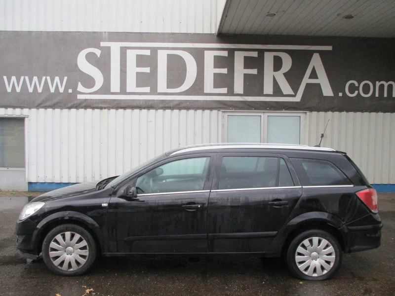 Opel Astra 1.7 CDTI , NOT RUNNING , Navi , Airco , lederen bekleding - Bil: billede 2 Opel Astra 1.7 CDTI , NOT RUNNING , Navi , Airco , lederen bekleding - Bil: billede 2