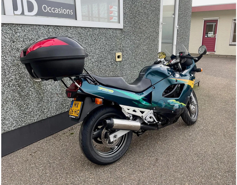 Suzuki GSX 600 F - Motorcykel: billede 4 Suzuki GSX 600 F - Motorcykel: billede 4