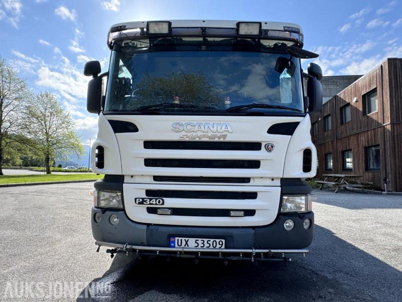 2006 Scania P340 DB - 4X2 - HNA Feiebil - Gått kun 99.688 km - Utility/ Speciel maskine: billede 2 2006 Scania P340 DB - 4X2 - HNA Feiebil - Gått kun 99.688 km - Utility/ Speciel maskine: billede 2