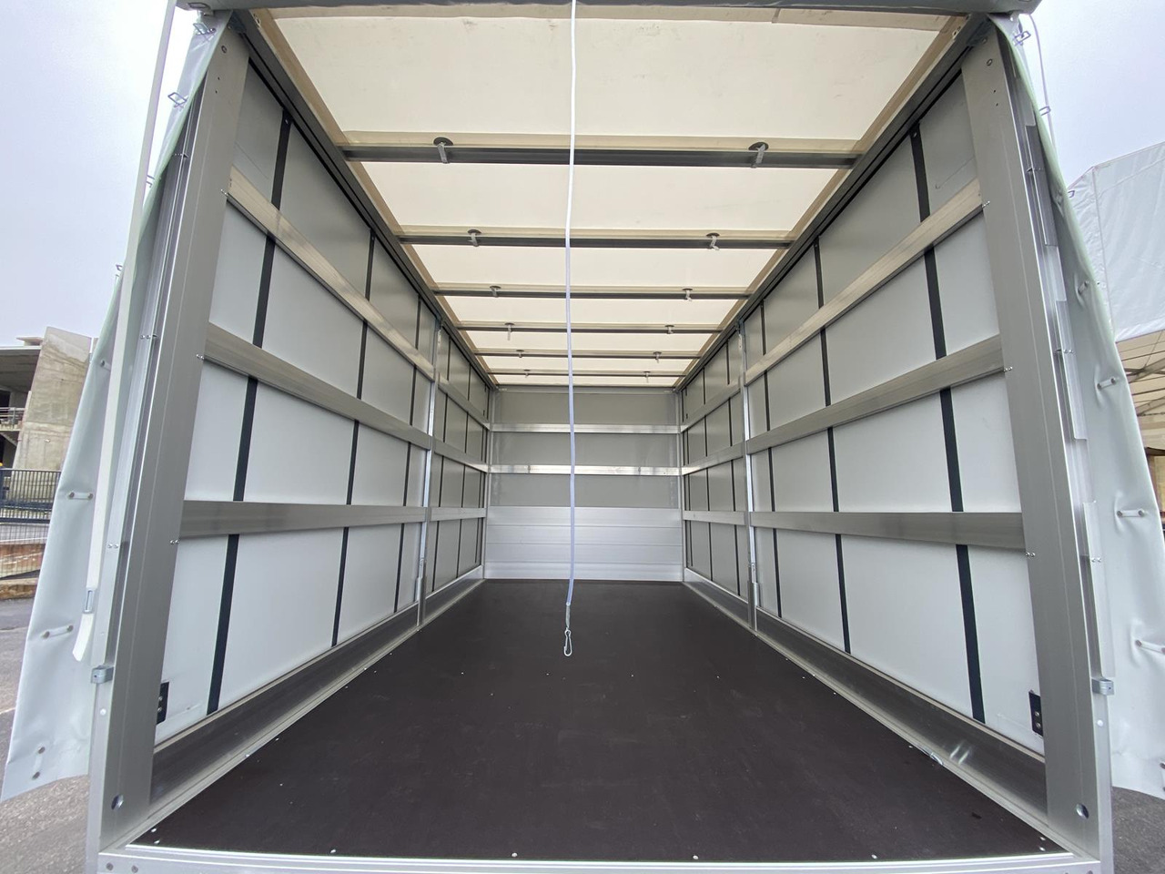 MERCEDES BENZ SPRINTER 317 CDI 170PS 1+2 PRITSCHE PLANE 4100MM - Varebil med presenning: billede 5 MERCEDES BENZ SPRINTER 317 CDI 170PS 1+2 PRITSCHE PLANE 4100MM - Varebil med presenning: billede 5