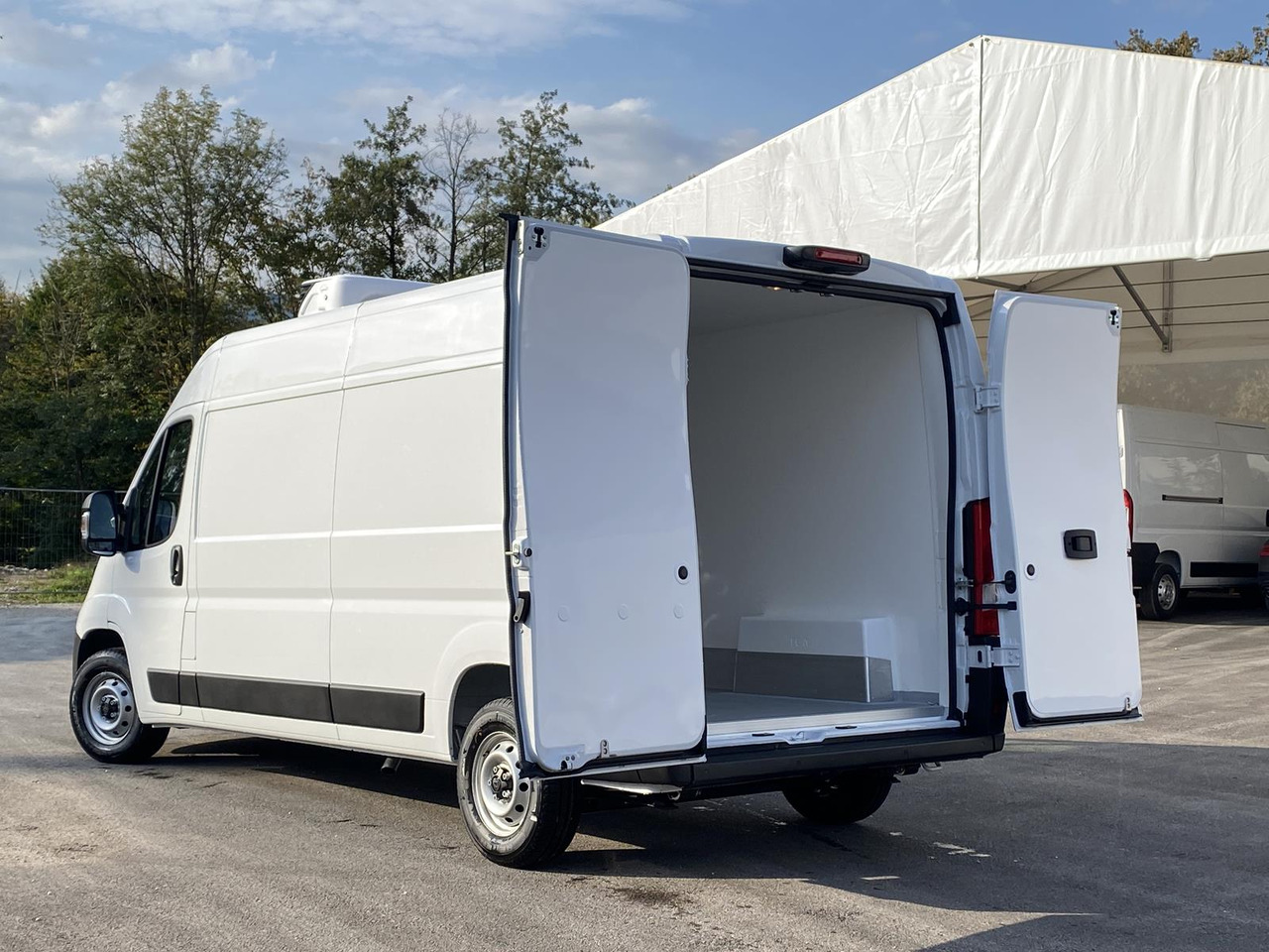 PEUGEOT BOXER L3H2 180PS CONFORT 335 / FRISCHDIENST BIS 0 + XARIOS 300 12-230V - Kølebil: billede 5 PEUGEOT BOXER L3H2 180PS CONFORT 335 / FRISCHDIENST BIS 0 + XARIOS 300 12-230V - Kølebil: billede 5