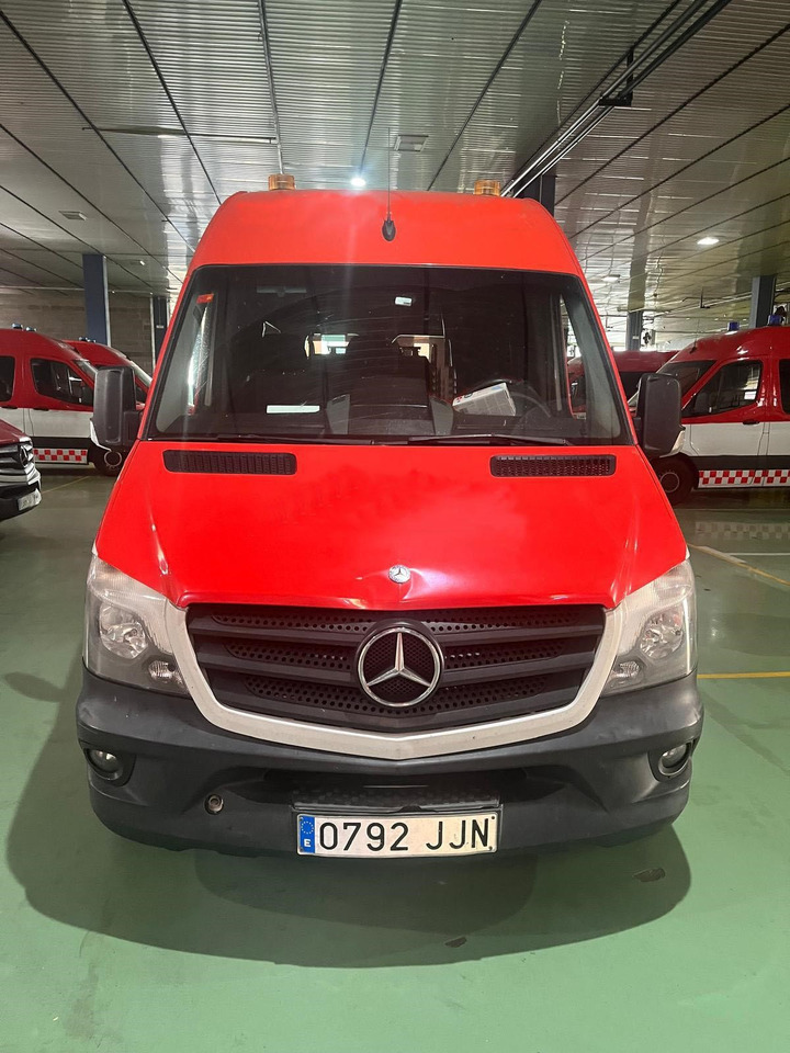 MERCEDES BENZ AMBULANCE FOR REDUCED MOBILITY PERSONS Sprinter 313 CDI(15 units) - Ambulance: billede 1 MERCEDES BENZ AMBULANCE FOR REDUCED MOBILITY PERSONS Sprinter 313 CDI(15 units) - Ambulance: billede 1