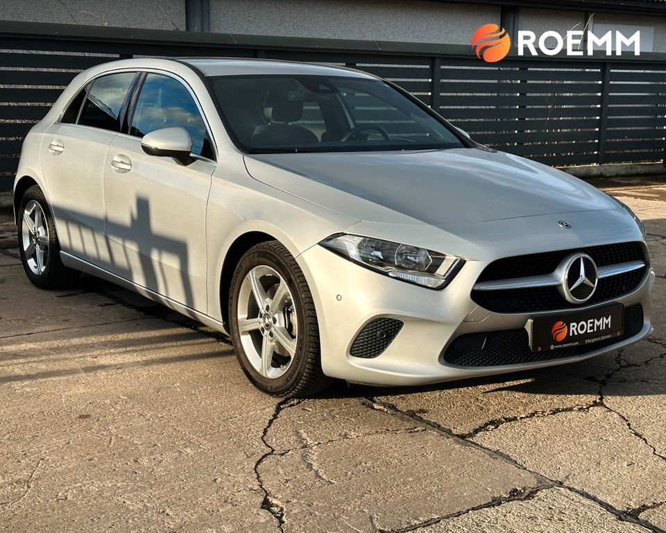 Mercedes-Benz A -Klasse A 200*Tacho Digital*Spurhalteassistent - Sedan: billede 3 Mercedes-Benz A -Klasse A 200*Tacho Digital*Spurhalteassistent - Sedan: billede 3