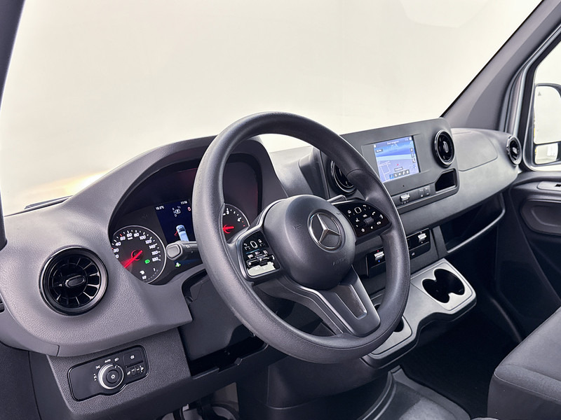 Mercedes-Benz Sprinter 316 2.2 CDI L2H2 164pk Automaat Navigatie Achteruitrijcamera Betimmering Oprijplaat Apple Carplay/Android Auto - Varevogn: billede 5 Mercedes-Benz Sprinter 316 2.2 CDI L2H2 164pk Automaat Navigatie Achteruitrijcamera Betimmering Oprijplaat Apple Carplay/Android Auto - Varevogn: billede 5