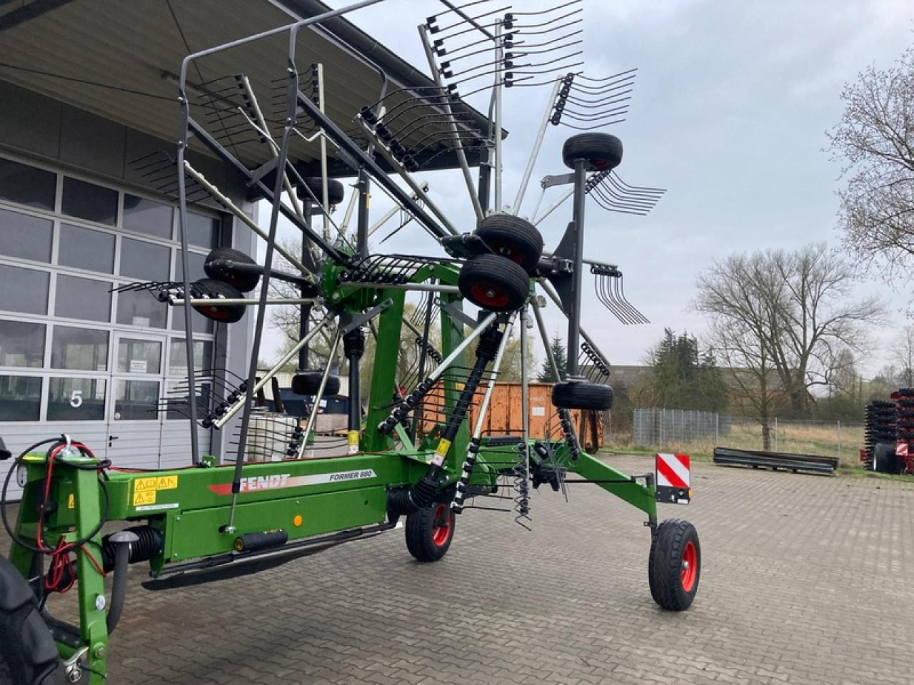 Fendt FORMER 880 MITTELSCHWADER - Høvender: billede 2 Fendt FORMER 880 MITTELSCHWADER - Høvender: billede 2