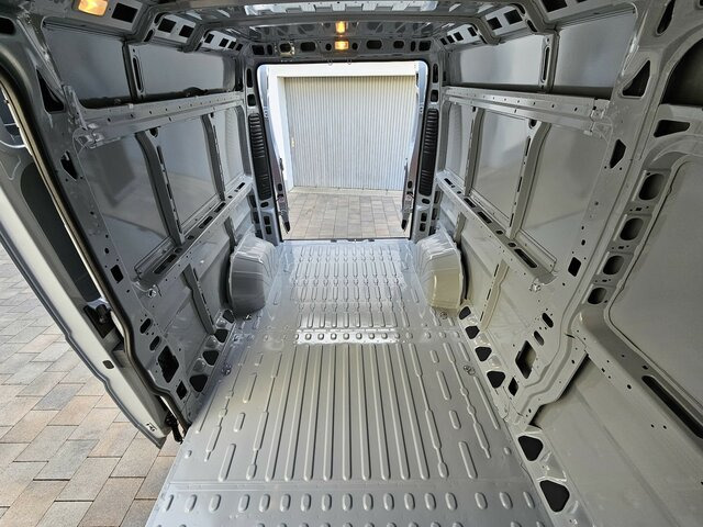 Ny Varevogn FIAT Ducato 35 L3H2 180 Automatik 13m³ Serie 10 9.2: billede 32
