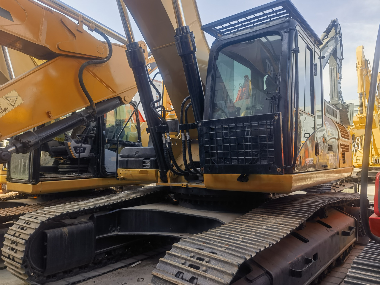 CAT 330D2L Excavator - Bæltegravemaskine: billede 3 CAT 330D2L Excavator - Bæltegravemaskine: billede 3