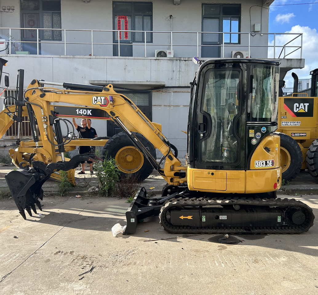 CATERPILLAR 303.5E - Minigravemaskine: billede 5 CATERPILLAR 303.5E - Minigravemaskine: billede 5