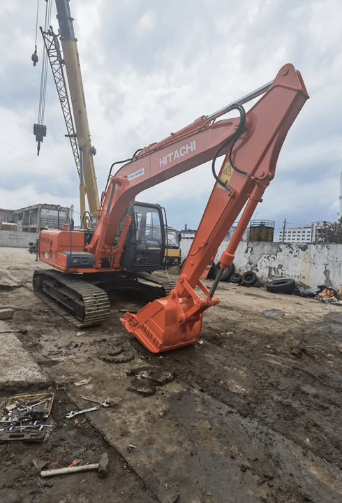 Japan made used hitachi ex120-5 ex120 crawler excavator ex200 ex200-5 zx120 zx200 zx210 FOR SALE - Bæltegravemaskine: billede 4 Japan made used hitachi ex120-5 ex120 crawler excavator ex200 ex200-5 zx120 zx200 zx210 FOR SALE - Bæltegravemaskine: billede 4