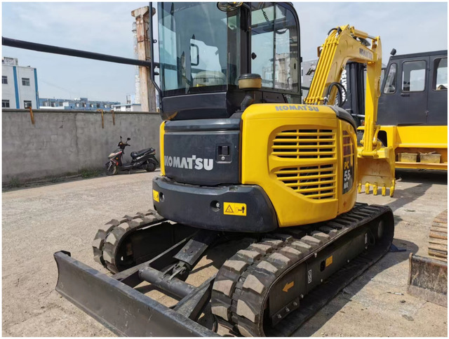Orginal japan Brand Komatsu pc55MR-3 Used excavators pc55 mini excavator pc55MR excavator 5 tons Low price in stock - Minigravemaskine: billede 1 Orginal japan Brand Komatsu pc55MR-3 Used excavators pc55 mini excavator pc55MR excavator 5 tons Low price in stock - Minigravemaskine: billede 1