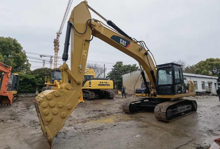 Used crawler excavator CAT 325D 25 ton excavator high quality CAT 325B 325DL 320D excavator digging equipment - Bæltegravemaskine: billede 5 Used crawler excavator CAT 325D 25 ton excavator high quality CAT 325B 325DL 320D excavator digging equipment - Bæltegravemaskine: billede 5