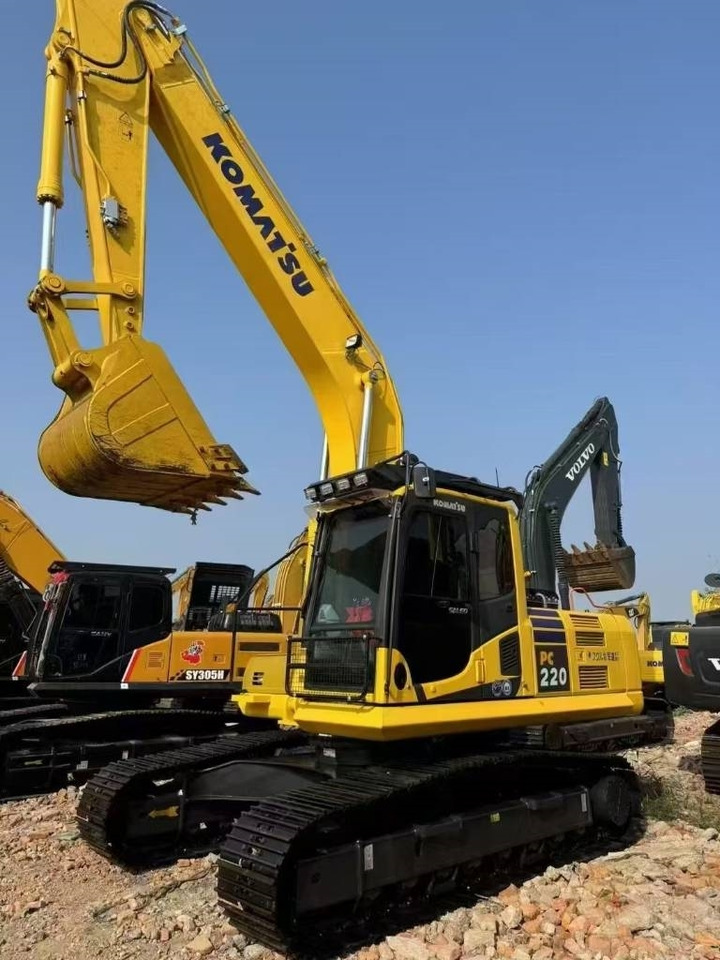 Komatsu PC 220 - Bæltegravemaskine: billede 1 Komatsu PC 220 - Bæltegravemaskine: billede 1