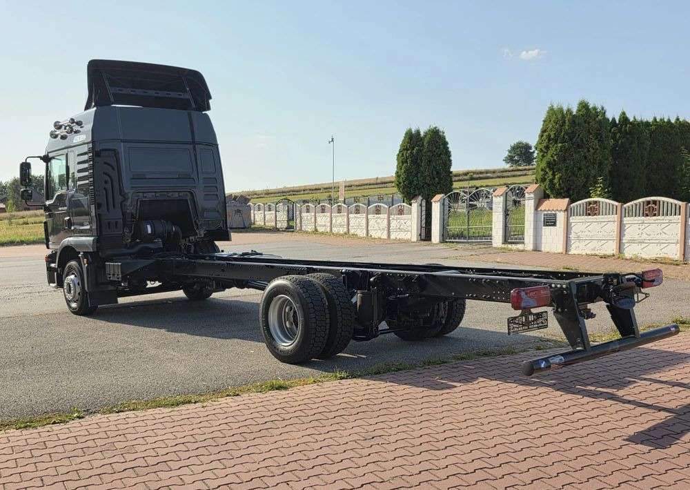 MAN TGM 15.290 / RAMA DO ZABUDOWY / AUTOMAT / SPROWADZONY / E6 / LIFT / ROZSTAW OSI 5.5M / LAWETA / POMOC DROGOWA / STAN BARDZO DOBRY/ - Lastbil chassis: billede 4 MAN TGM 15.290 / RAMA DO ZABUDOWY / AUTOMAT / SPROWADZONY / E6 / LIFT / ROZSTAW OSI 5.5M / LAWETA / POMOC DROGOWA / STAN BARDZO DOBRY/ - Lastbil chassis: billede 4