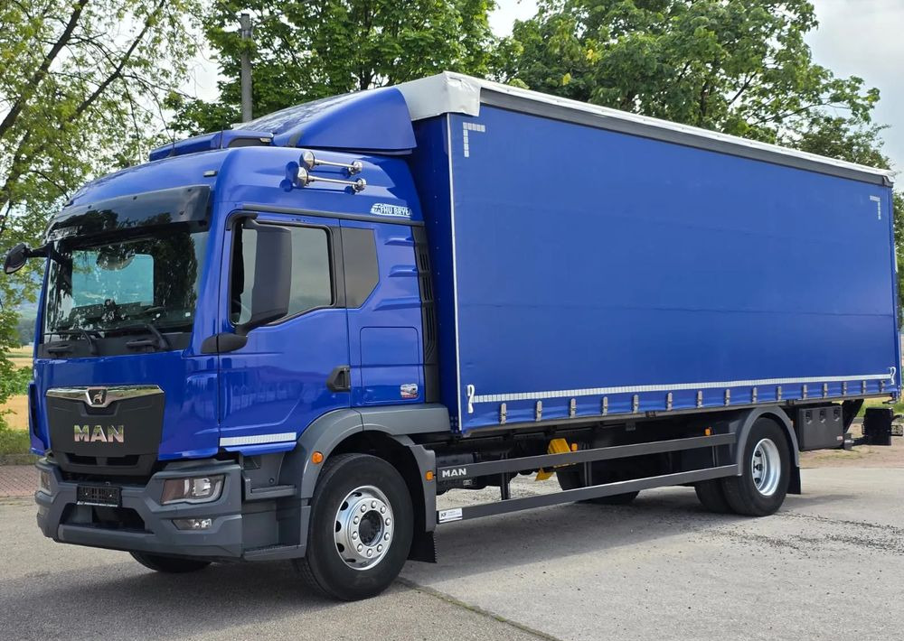 MAN TGM 18.320 / 18.290 / NOWY MODEL / E6 / 20PALET / 9200 ŁADOWNOŚĆ / SERWISOWANY / NISKI PRZEBIEG / WINDA / FIRANKA / SPROWADZONY / 2021 / NISKI PRZEBIEG /PIERWSZY WŁAŚCICIEL/ - Lastbil med presenning: billede 2 MAN TGM 18.320 / 18.290 / NOWY MODEL / E6 / 20PALET / 9200 ŁADOWNOŚĆ / SERWISOWANY / NISKI PRZEBIEG / WINDA / FIRANKA / SPROWADZONY / 2021 / NISKI PRZEBIEG /PIERWSZY WŁAŚCICIEL/ - Lastbil med presenning: billede 2