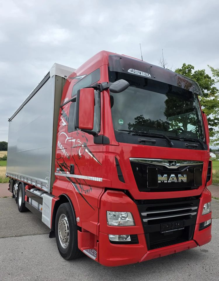 MAN TGX 26.500 / ALUMINIOWE FELGI / LIFT / 6X2 / KLIMA POSTOJOWA / 18PALET / E6 / FIRANKA / 17 TON ŁADOWNOŚĆ / WINDA / NISKI PRZEBIEG / JEDEN WŁAŚCICIEL / PODWIESZANA OŚ - Lastbil med presenning: billede 3 MAN TGX 26.500 / ALUMINIOWE FELGI / LIFT / 6X2 / KLIMA POSTOJOWA / 18PALET / E6 / FIRANKA / 17 TON ŁADOWNOŚĆ / WINDA / NISKI PRZEBIEG / JEDEN WŁAŚCICIEL / PODWIESZANA OŚ - Lastbil med presenning: billede 3