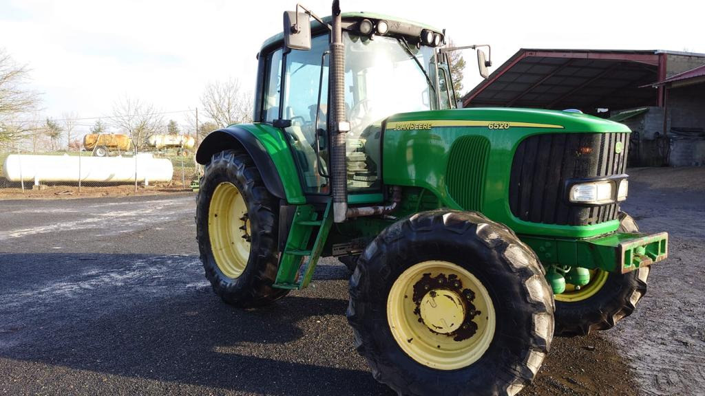 JOHN DEERE 6520 - Landbrugsmaskine: billede 4 JOHN DEERE 6520 - Landbrugsmaskine: billede 4