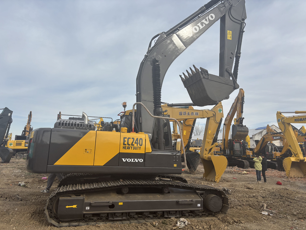 Volvo EC 240 - Bæltegravemaskine: billede 1 Volvo EC 240 - Bæltegravemaskine: billede 1