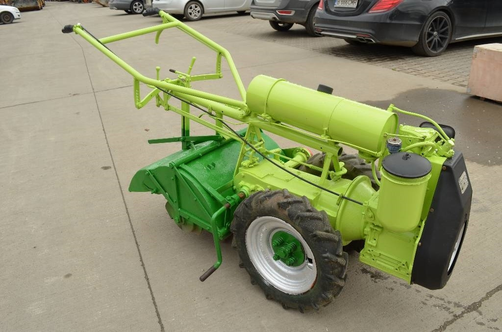 Dowdeswell RF1200 - 2-hjulet traktor: billede 1 Dowdeswell RF1200 - 2-hjulet traktor: billede 1