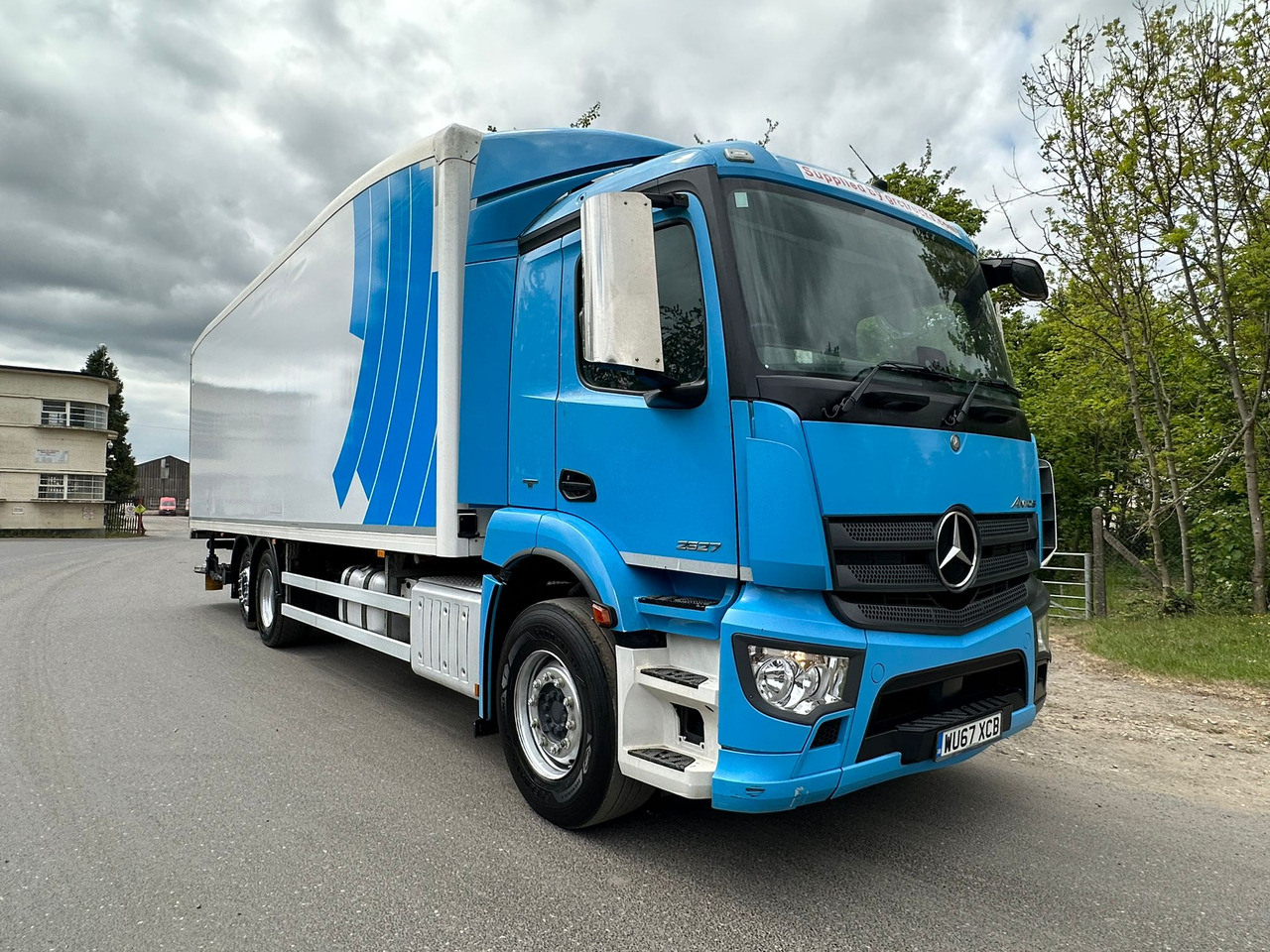 2017 Mercedes Antos 2527 Refrigerated Truck - Kølevogn lastbil: billede 1 2017 Mercedes Antos 2527 Refrigerated Truck - Kølevogn lastbil: billede 1