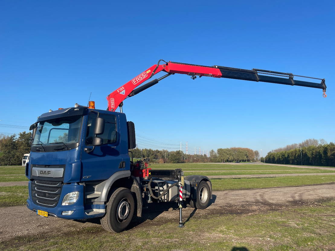 DAF CF 370 Caf 370 met fassi f155 kraan Zgan - Trækker: billede 1 DAF CF 370 Caf 370 met fassi f155 kraan Zgan - Trækker: billede 1